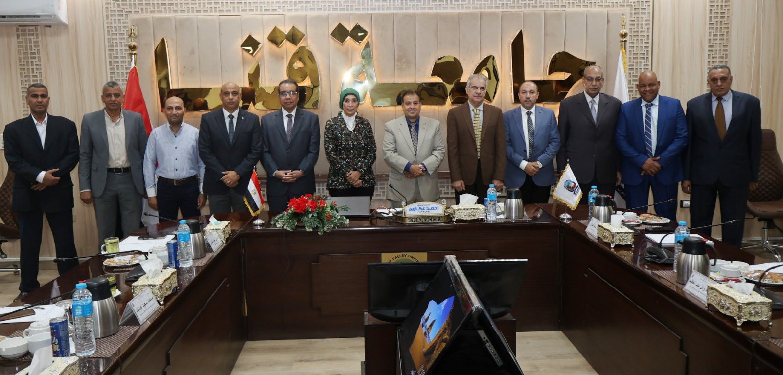 رئيسة جامعة الأقصر تشارك في لجنة اختيار القيادات الإدارية بجامعة قنا